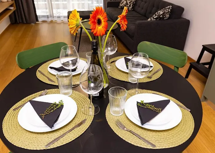 Stylish 'photo Booth' With An Amazing Location