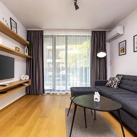 Apartman Stylish 'photo Booth' With An Amazing Location