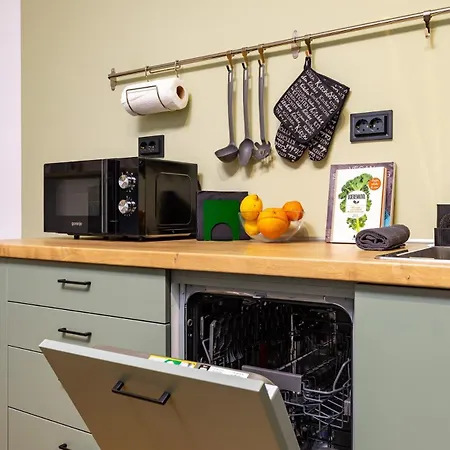 Apartment Stylish 'photo Booth' With An Amazing Location *
