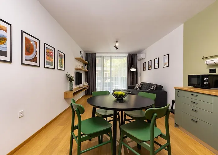 Apartment Stylish 'photo Booth' With An Amazing Location