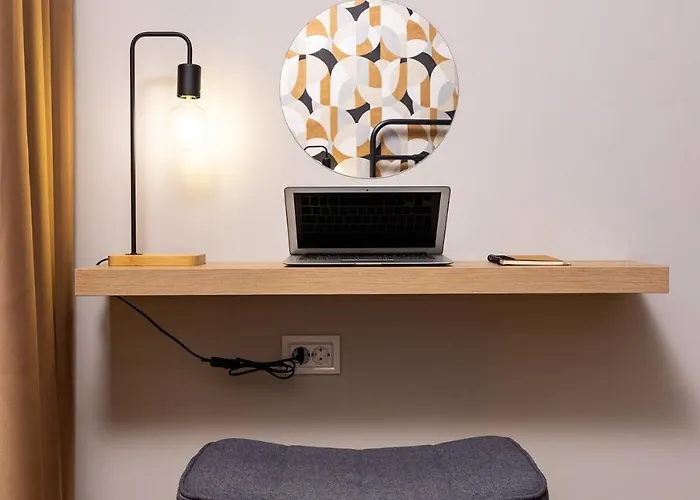 Apartment Stylish 'photo Booth' With An Amazing Location