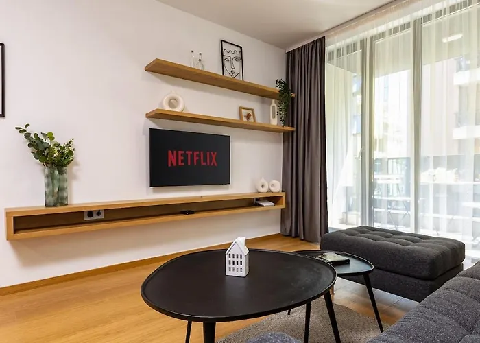 Stylish 'photo Booth' With An Amazing Location Apartment *