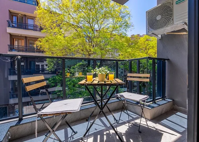 Stylish 'photo Booth' With An Amazing Location Apartment Plovdiv