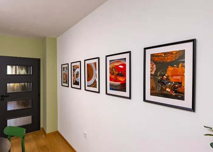 Apartment Stylish 'photo Booth' With An Amazing Location