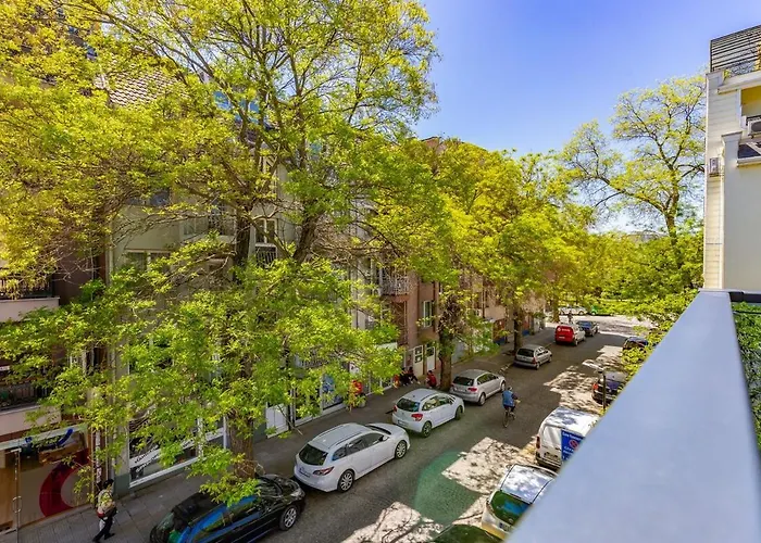 Apartment Stylish 'photo Booth' With An Amazing Location *