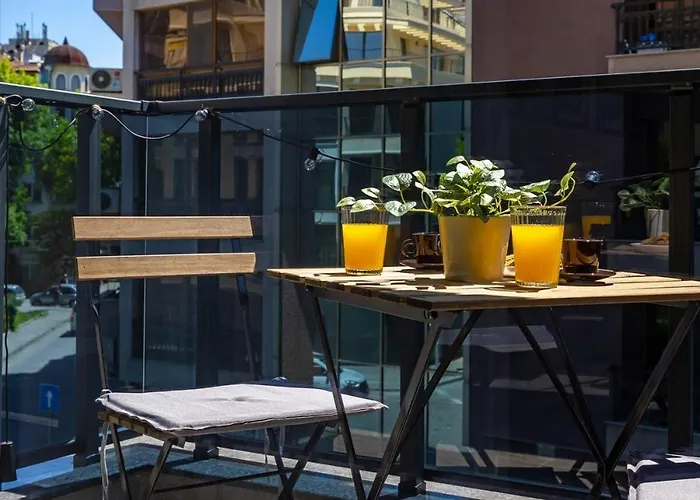 Apartment Stylish 'photo Booth' With An Amazing Location *